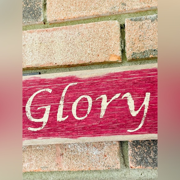 *Old Glory With Star Distressed Barnwood Sign - Picture 4 of 10